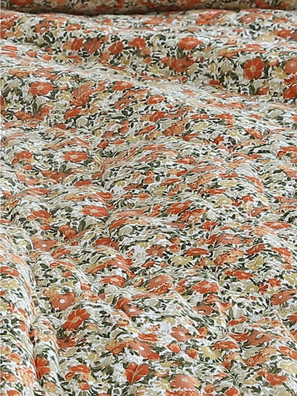Laura Ashley ~ Full/Queen Loveston 3pc Quilt Set ~ 100% Cotton ~Reversible